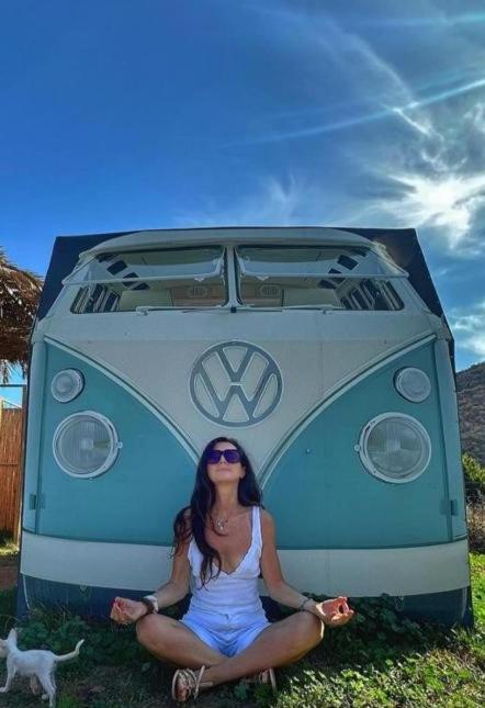 Cornelia Hippie Magic Bus Villa Kíssamos Dış mekan fotoğraf