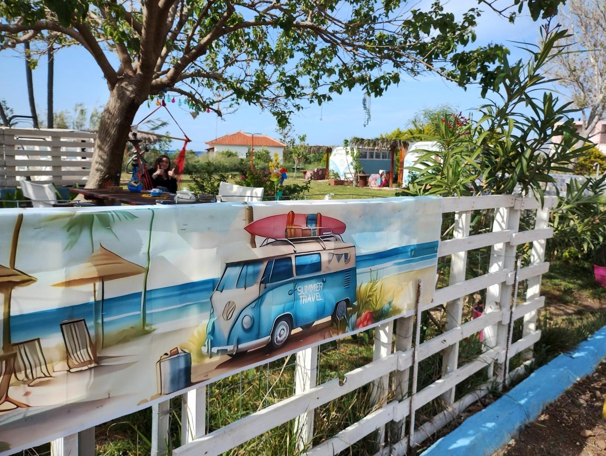 Cornelia Hippie Magic Bus Villa Kíssamos Dış mekan fotoğraf