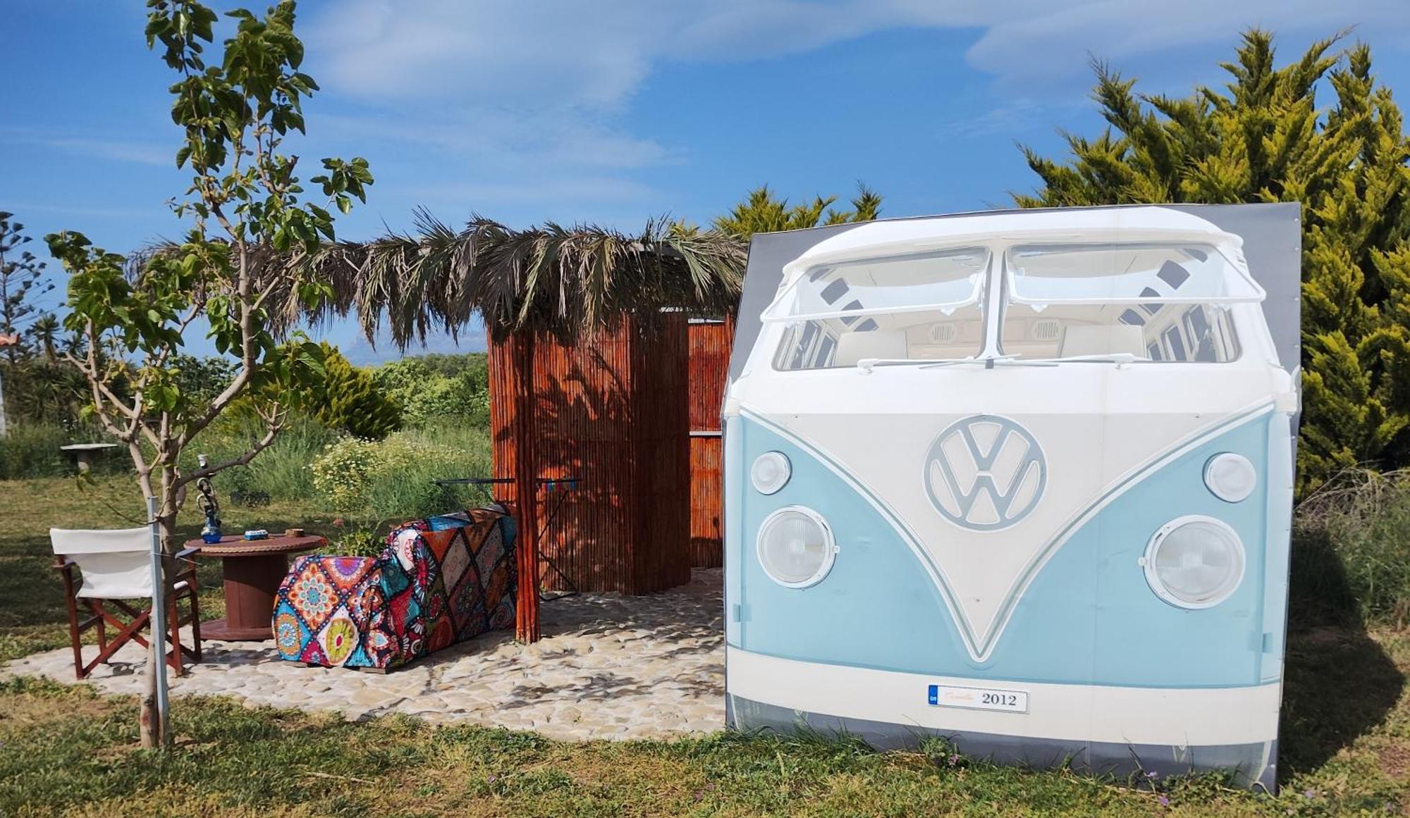 Cornelia Hippie Magic Bus Villa Kíssamos Dış mekan fotoğraf